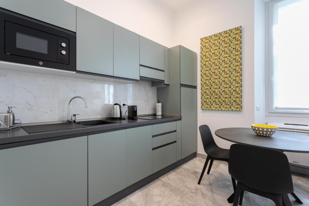 Luna Homes - Bilocale In Mac Mahon ميلان المظهر الخارجي الصورة