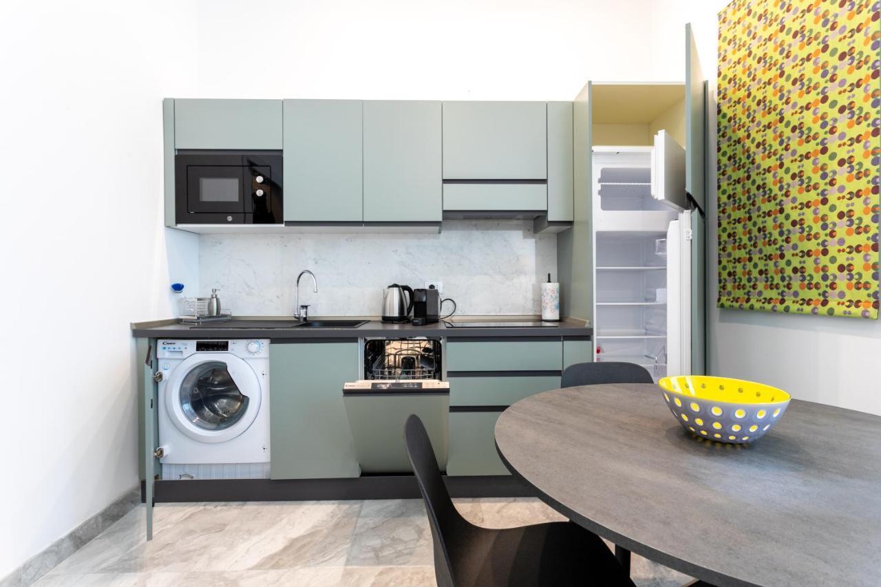 Luna Homes - Bilocale In Mac Mahon ميلان المظهر الخارجي الصورة